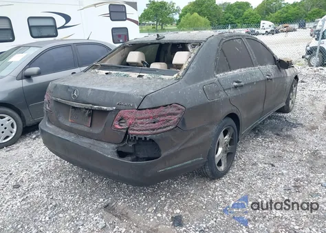 2014 Mercedes-Benz E 350 4Matic z USA, uszkodzony, nr VIN WDDHF8JB6EB010131